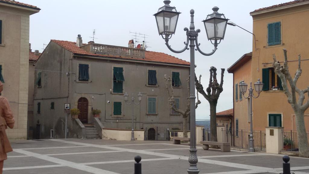 Abitare Il Borgo Piazza Del Popolo Apartment Castagneto Carducci Exterior photo