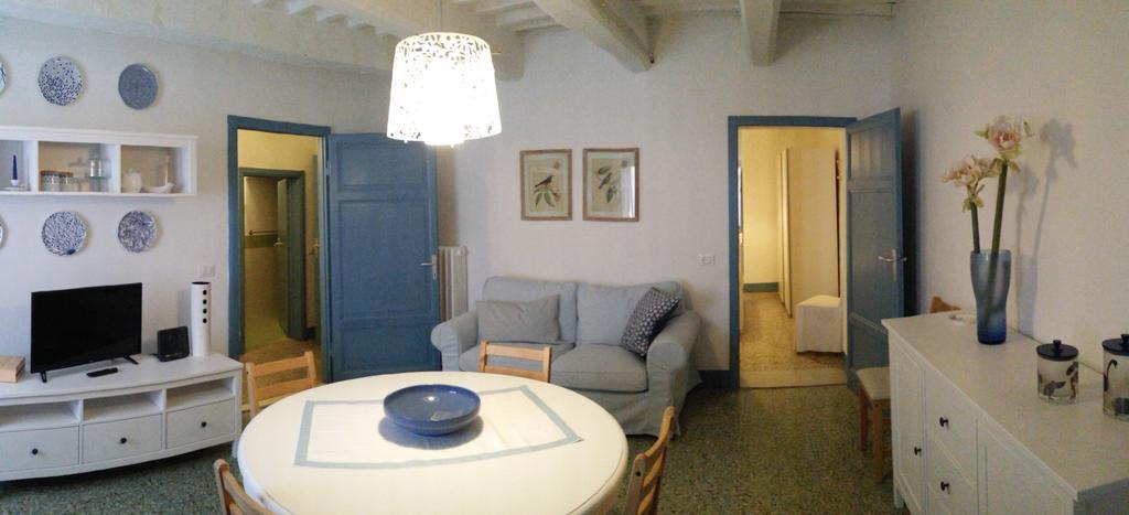 Abitare Il Borgo Piazza Del Popolo Apartment Castagneto Carducci Exterior photo